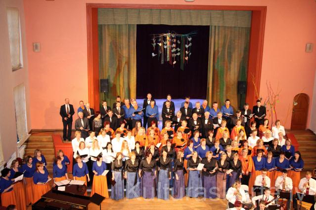 Jauktais koris "Ērgļi" 140. jubilejas pasākumā 2014. gada 5. aprīlī.